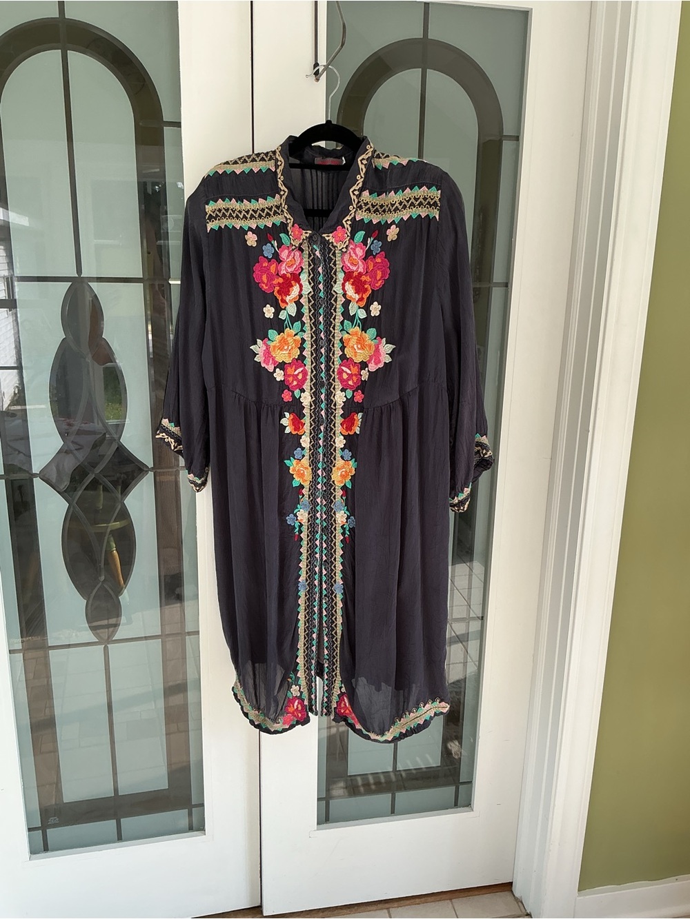 Johnny Was embroidered dress/tunic in excellent pre-owned condition